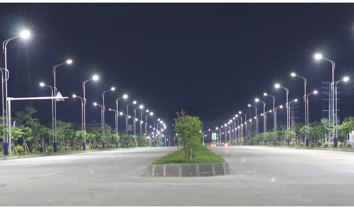 陆创模组路灯.jpg